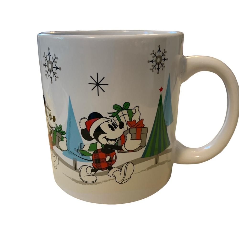 Large Disney Christmas mug
